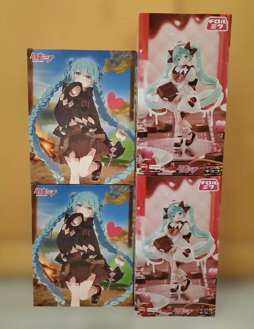初音ミク×チロルチョコ Fashion フィギュア Outdoor 4個セット