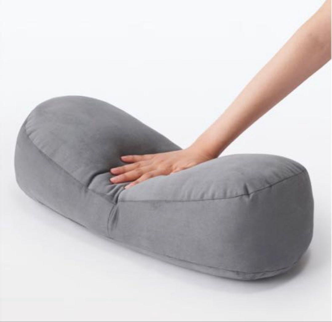 【新品】無印良品 やわらかマルチミニクッション チャコールグレー 4個