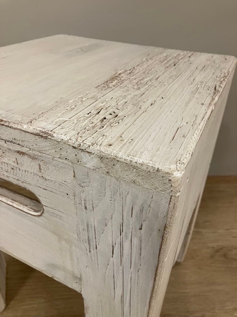 フレンチカントリー　パイン無垢材　スツール