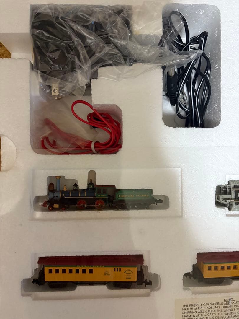 お*る様 ディズニーランド鉄道 開園50周年記念限定 Nスケール 電動鉄道セット