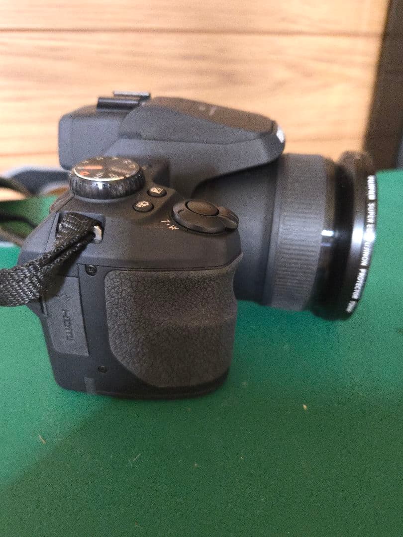 Fujifilm FinePix S1 デジタルカメラ本体