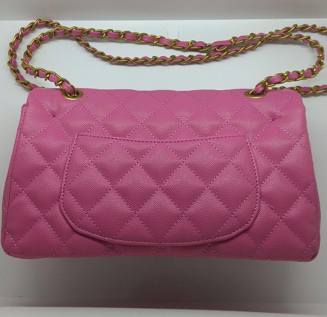 ピンク キルティング ショルダーバッグ　ノベルティ