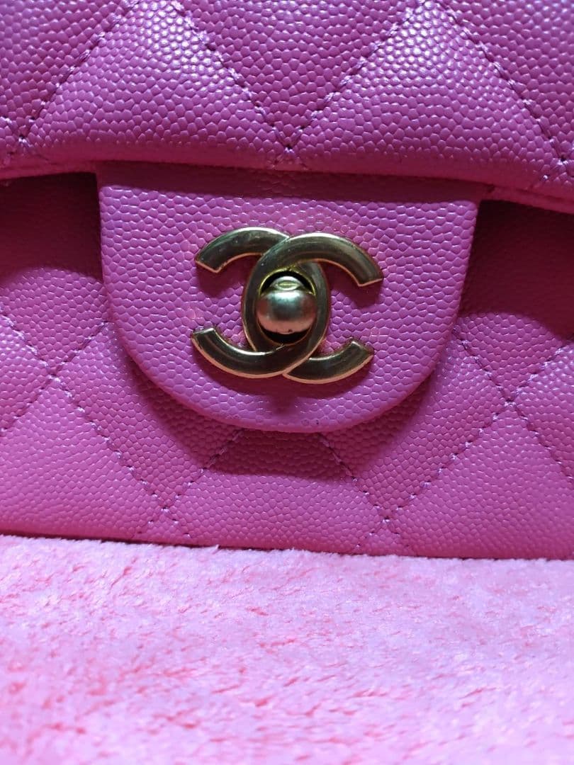 ピンク キルティング ショルダーバッグ　ノベルティ