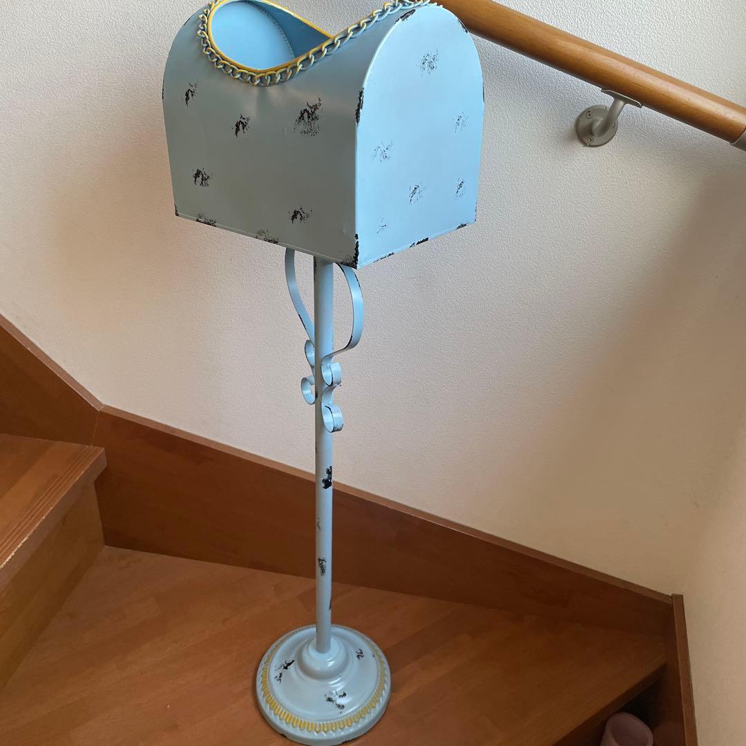 ウェルカムメッセージ付きポスト　プランター　ガーデニングブロカント