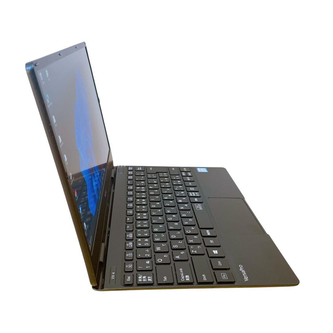 第8世代i7/SSD/8G/小型軽量ノートパソコン/NEC/カメラ/win11
