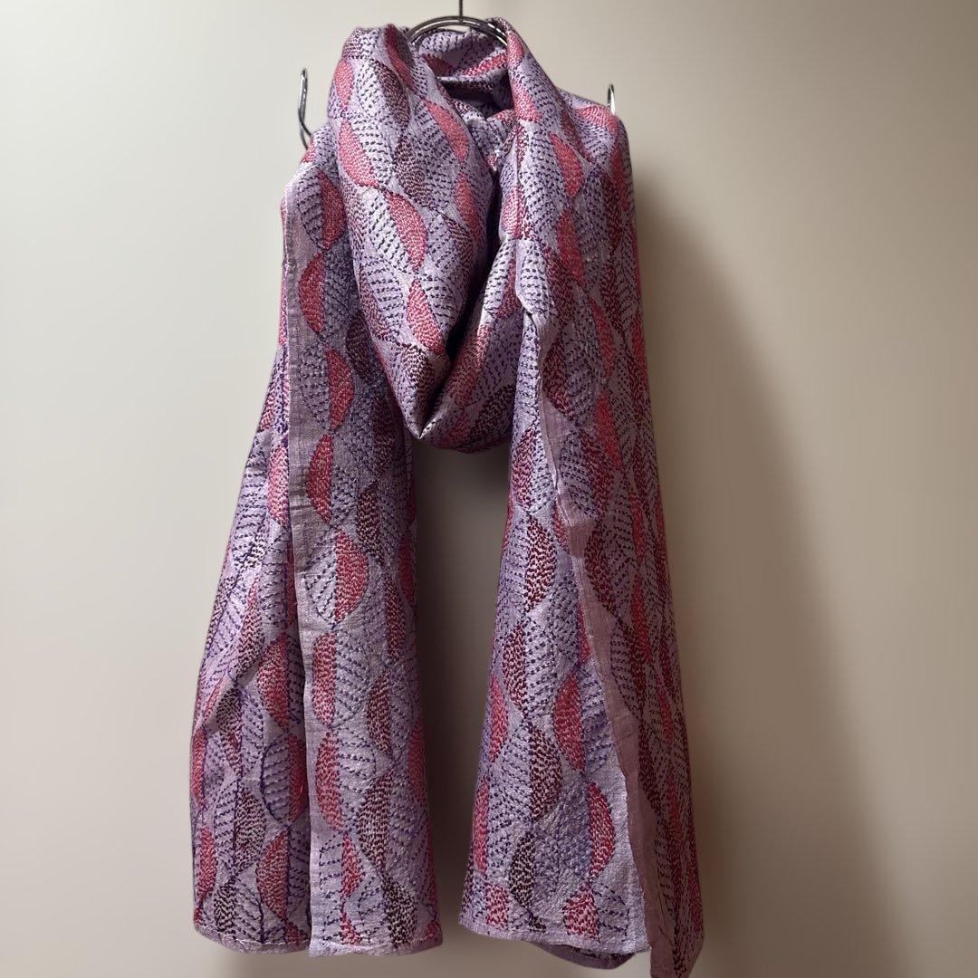 タッサーシルクストール　総刺繍　カンタ　野蚕ストール　シルク100%