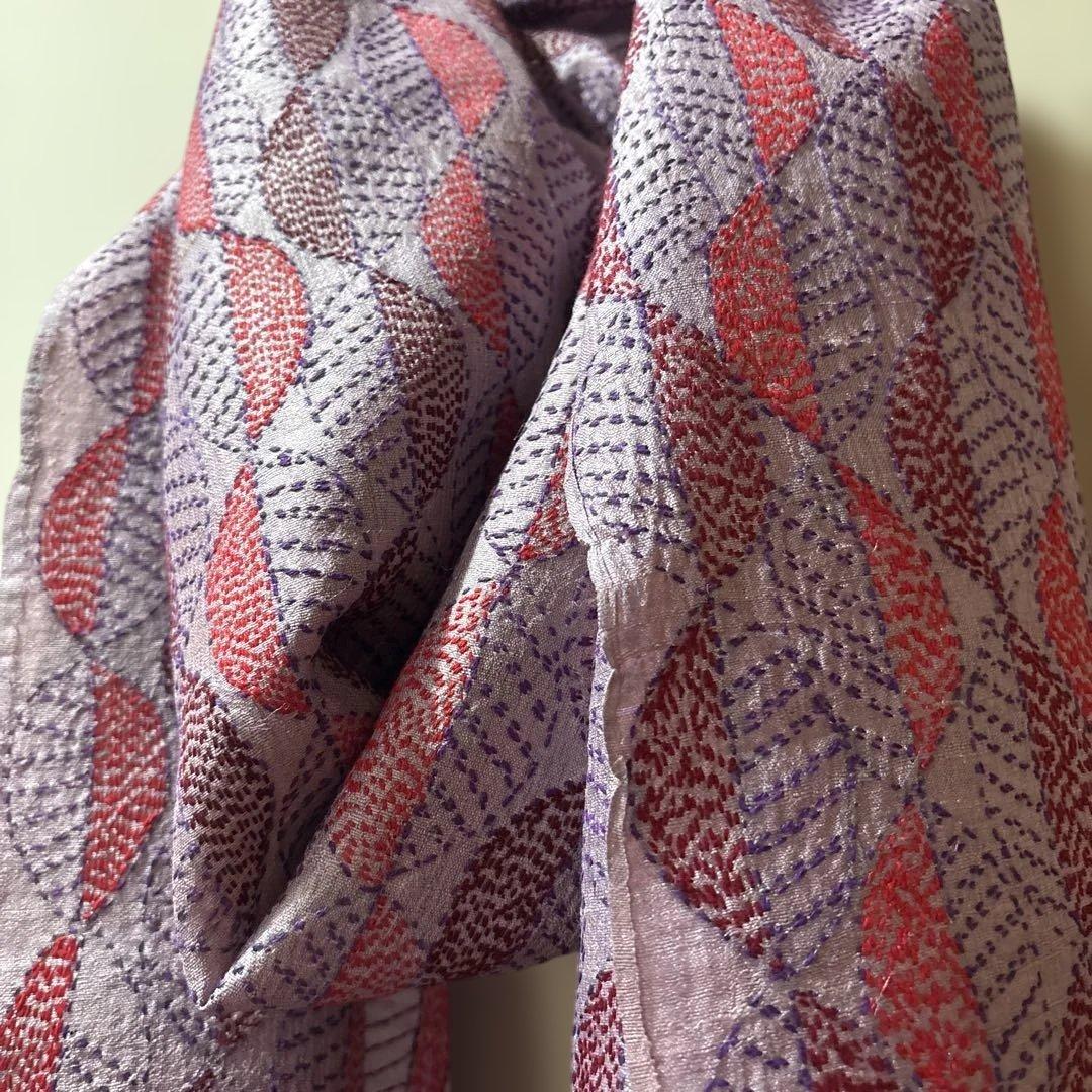 タッサーシルクストール　総刺繍　カンタ　野蚕ストール　シルク100%