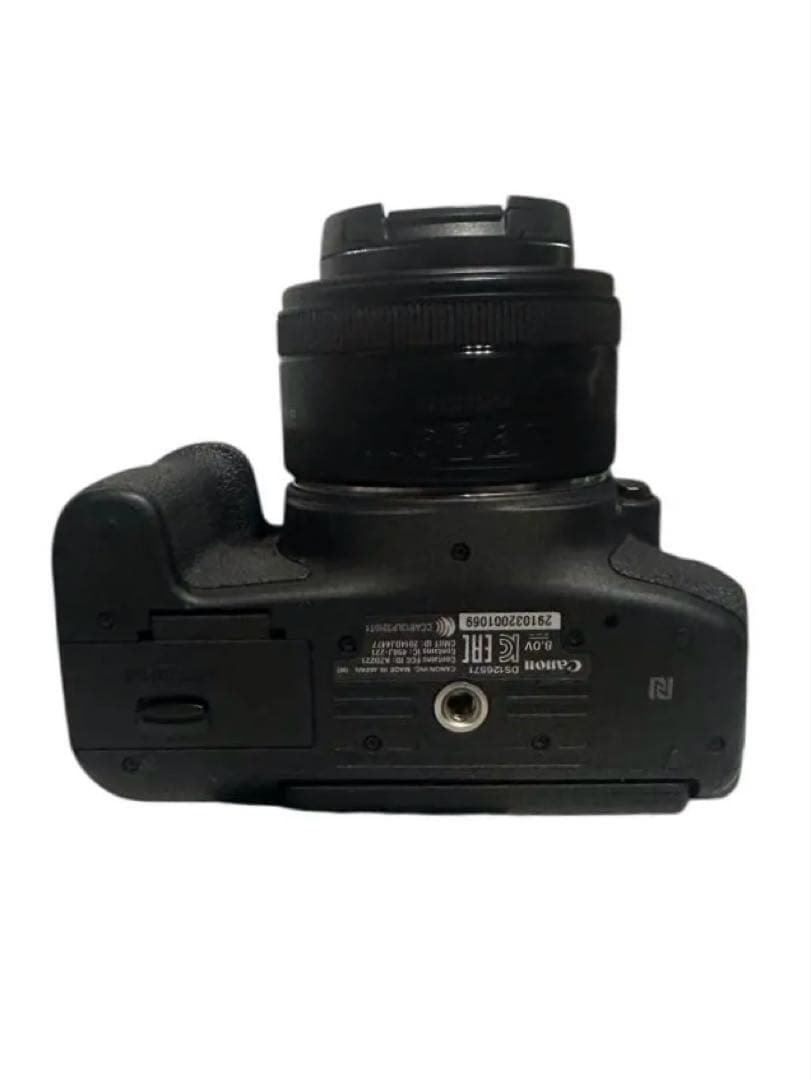 Canon EOS Kiss X8i ダブルズームキット+単焦点レンズセット