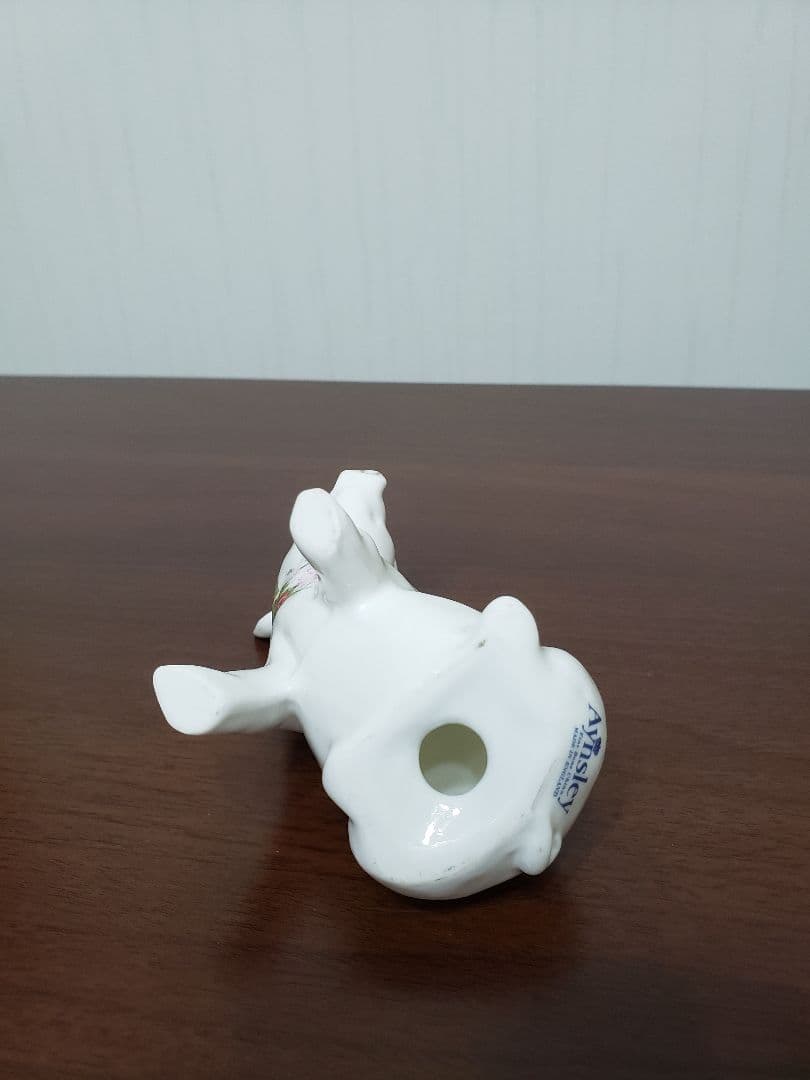 【Aynsley】花柄　ぶたの置物