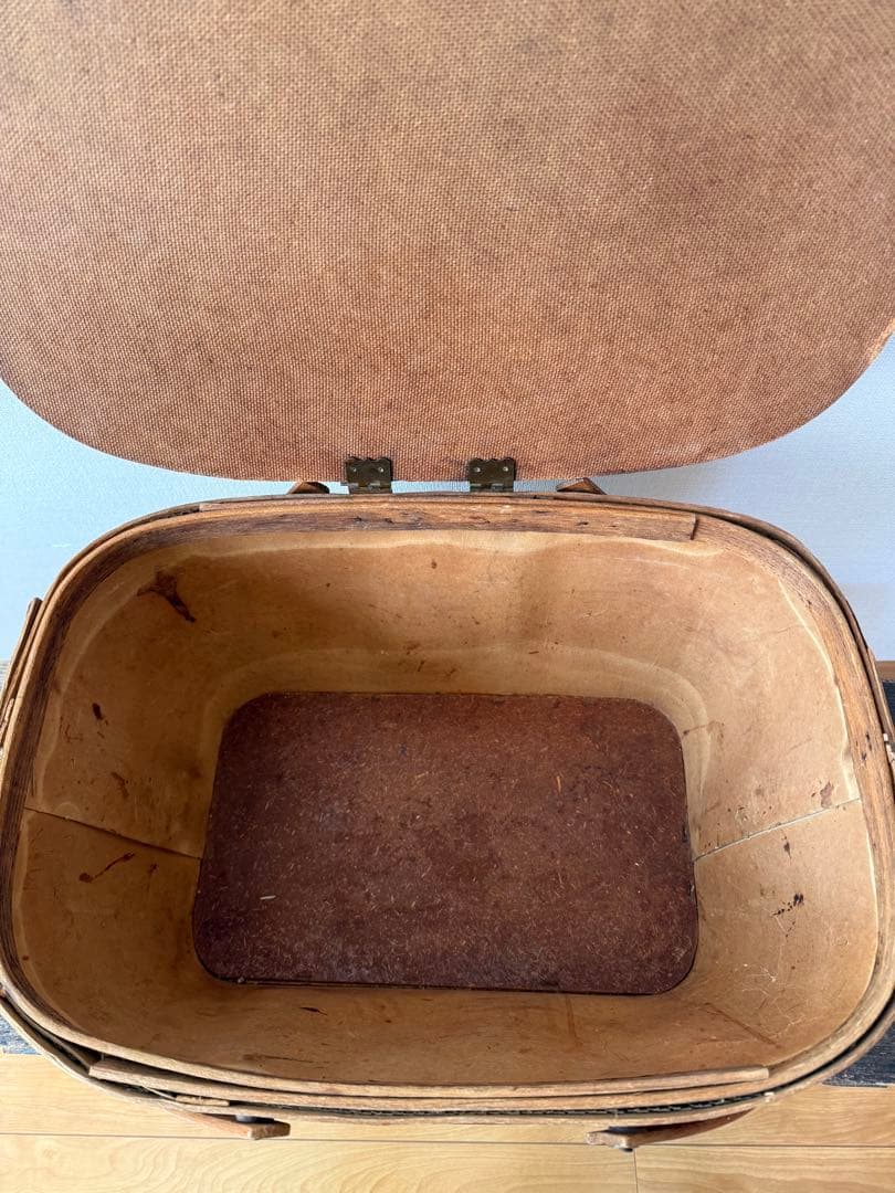 アメリカ　ラタンバスケット 木製ハンドル付き　ピクニックバスケット　ヴィンテージ