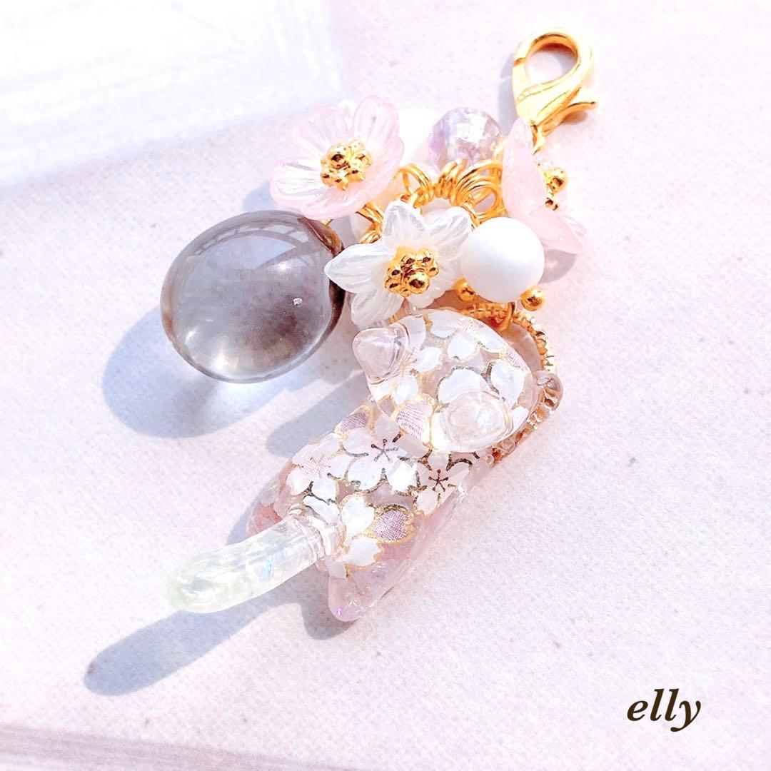 【sawasawa様】1220.琉球ガラス　ジャンピング猫　レジン　チャーム