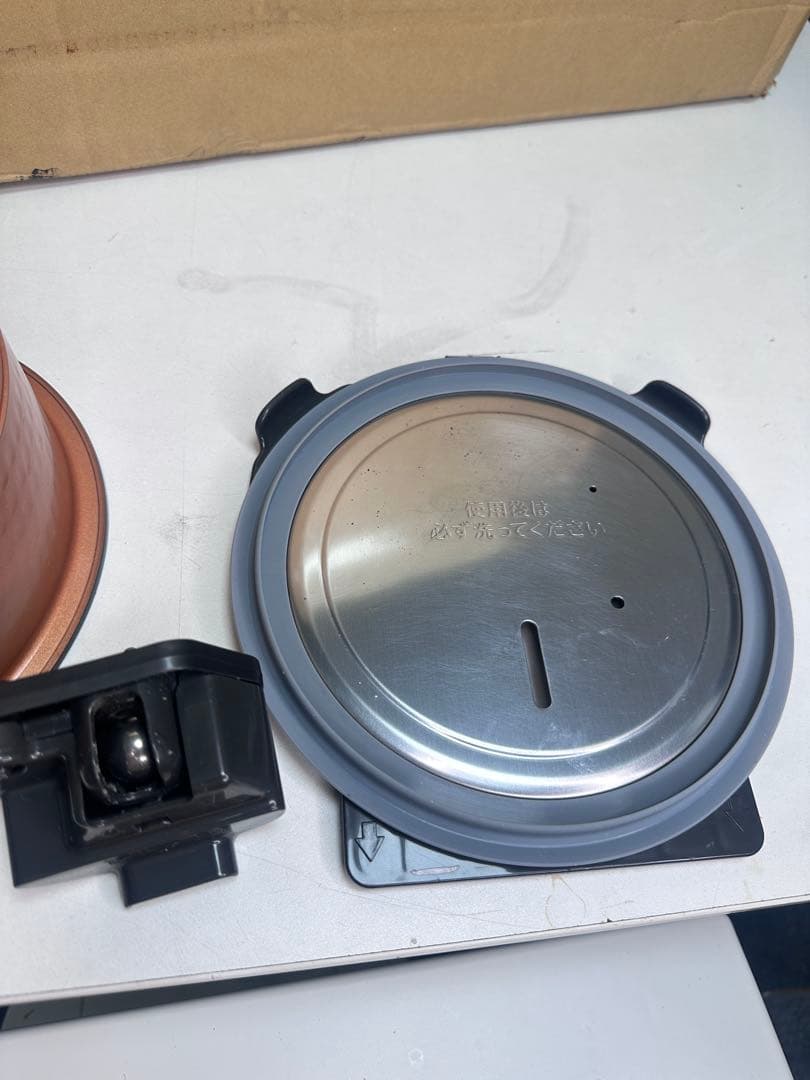 東芝真空圧力IHジャー炊飯器 Rc-10e2vsの付属品　内釜　内蓋　セット