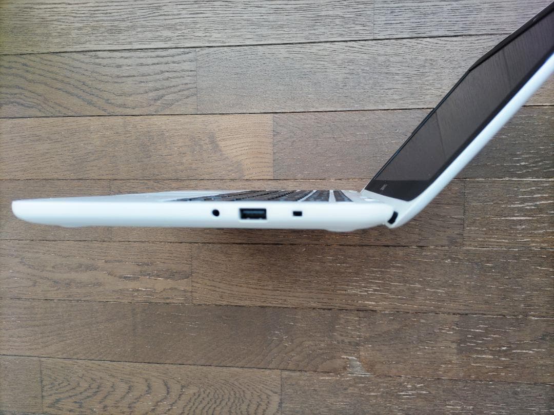 美品 使用約20時間 DELL小型ノート Windows11 オフィス2019