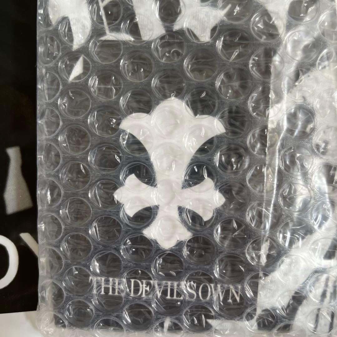 HYDE★レア品★新品未使用★バッジ付☆ デビルズオウン　コラボTシャツ　ラルク