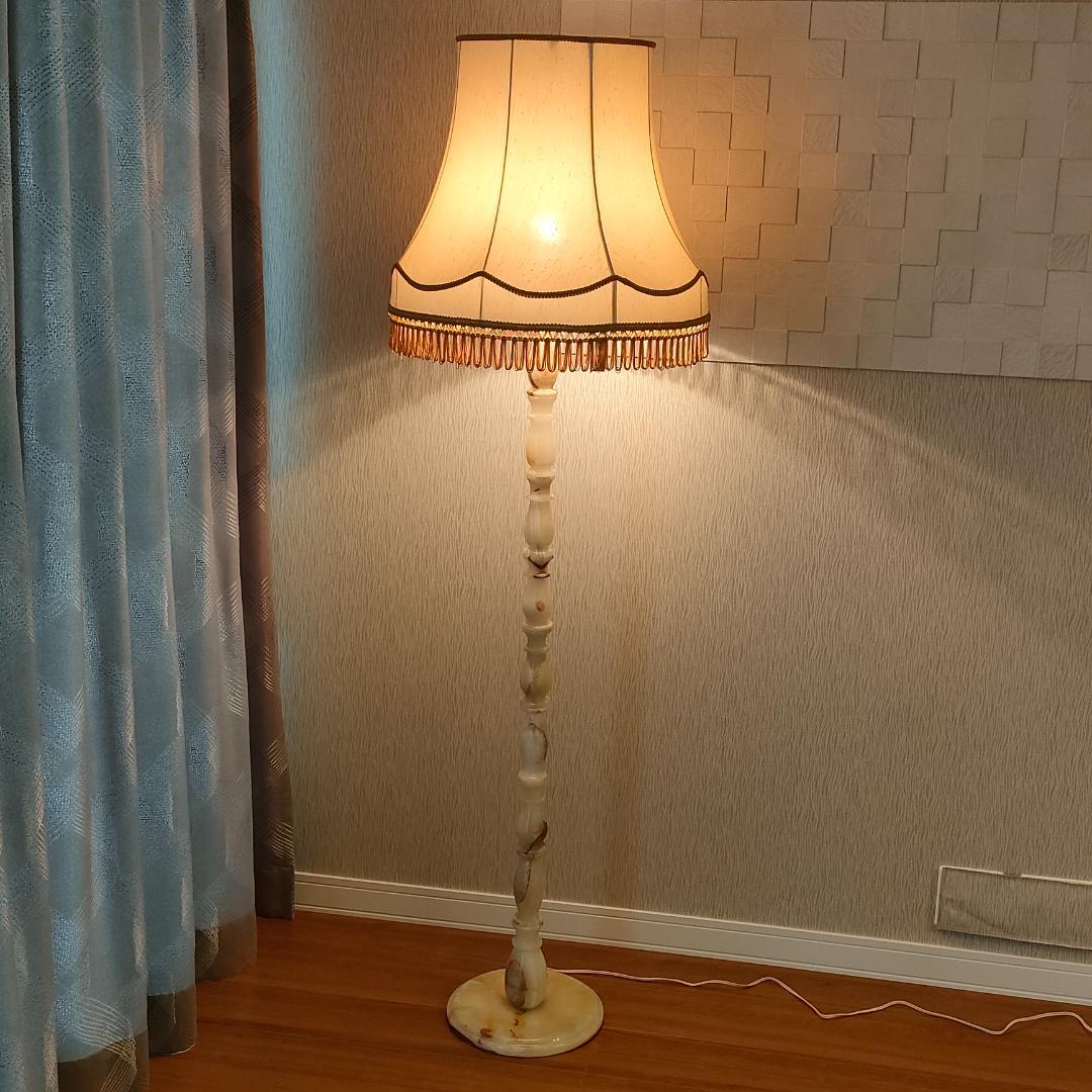 アンティーク　 スタンドランプ　大理石　フリンジシェード　照明　A8