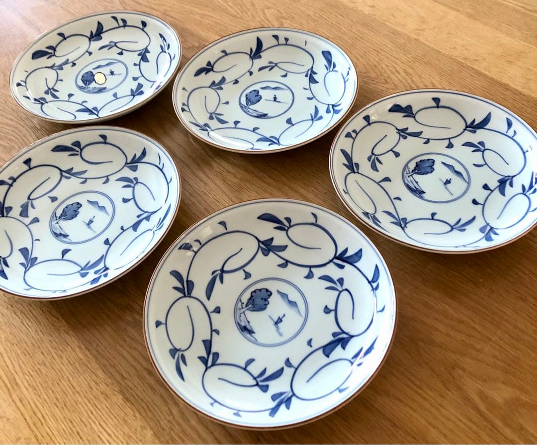 値下げ【未使用】波佐見焼 洸琳窯 染付 山水唐草 皿 18cm 和皿