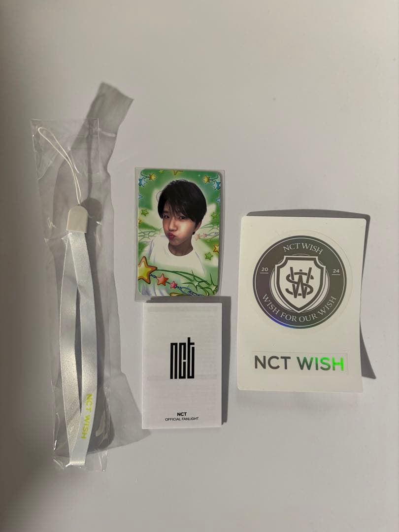 NCT WISH ペンライト ライトグリーン　応援棒　草鈍器　トレカ　ジェヒ