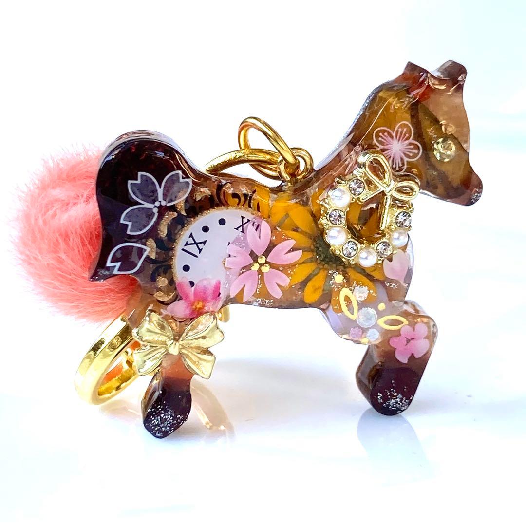 ♡ゆずれもん様♡オルゴナイト❤お馬ちゃん☆キーホルダー★レジンキーホルダー