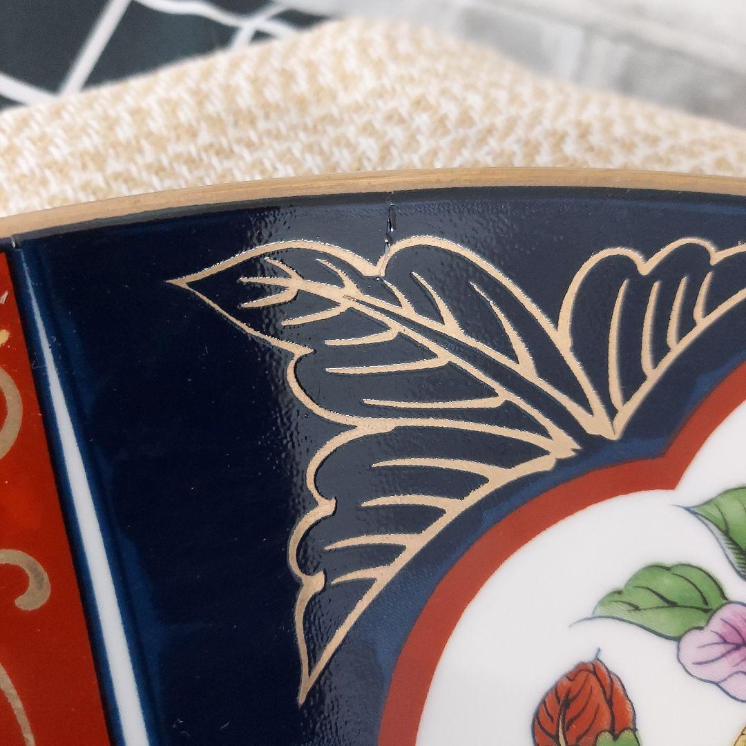 伊万里焼　秀峰作　孔雀デザインの大皿　41cm