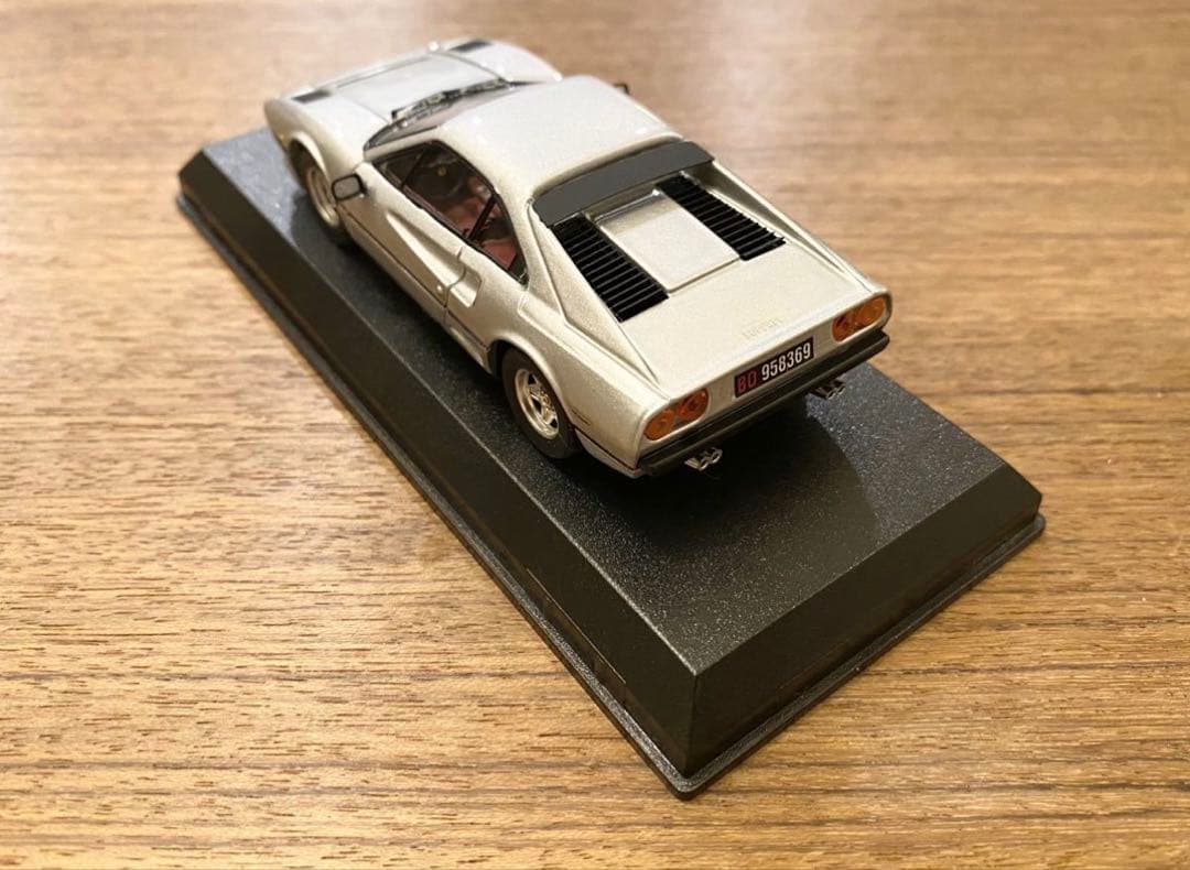 中古品 希少！1/43 ベストモデル フェラーリ 208GTBターボ シルバー