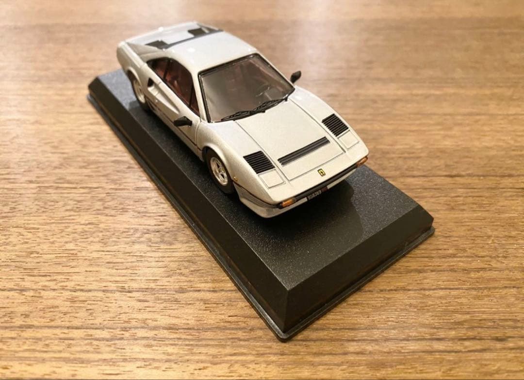 中古品 希少！1/43 ベストモデル フェラーリ 208GTBターボ シルバー