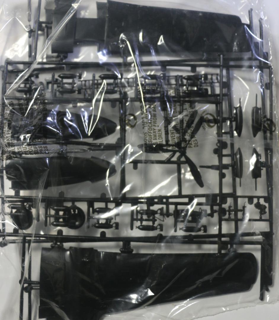 貴重モノグラム製　A/Ｂー２６Ｃ　インベーダー　1／４８　プラモデル　未組立