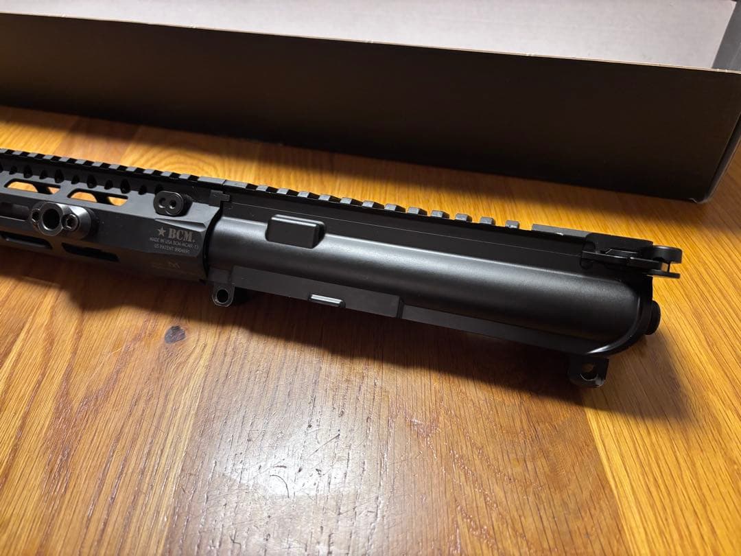 GBLS アッパーと【実物】BCMレール