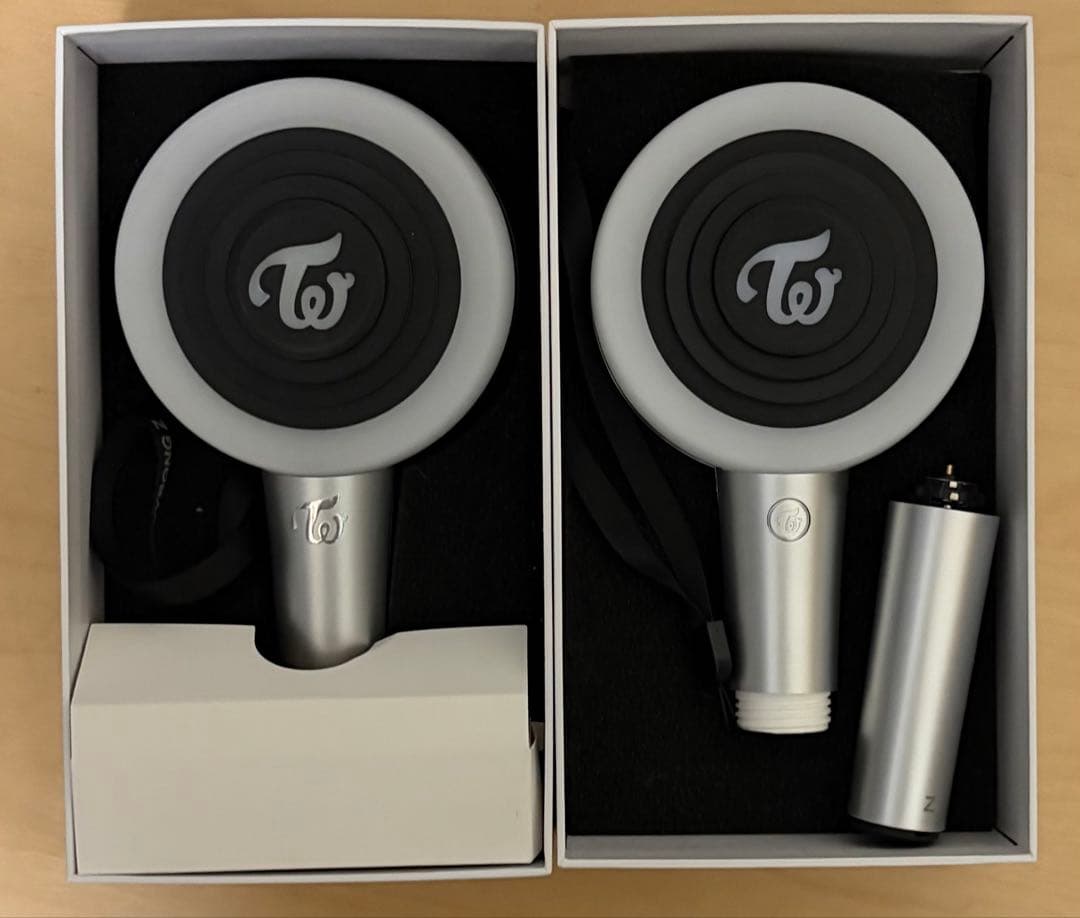 TWICE CANDYBONG Z 2個とペンライトケートのセット