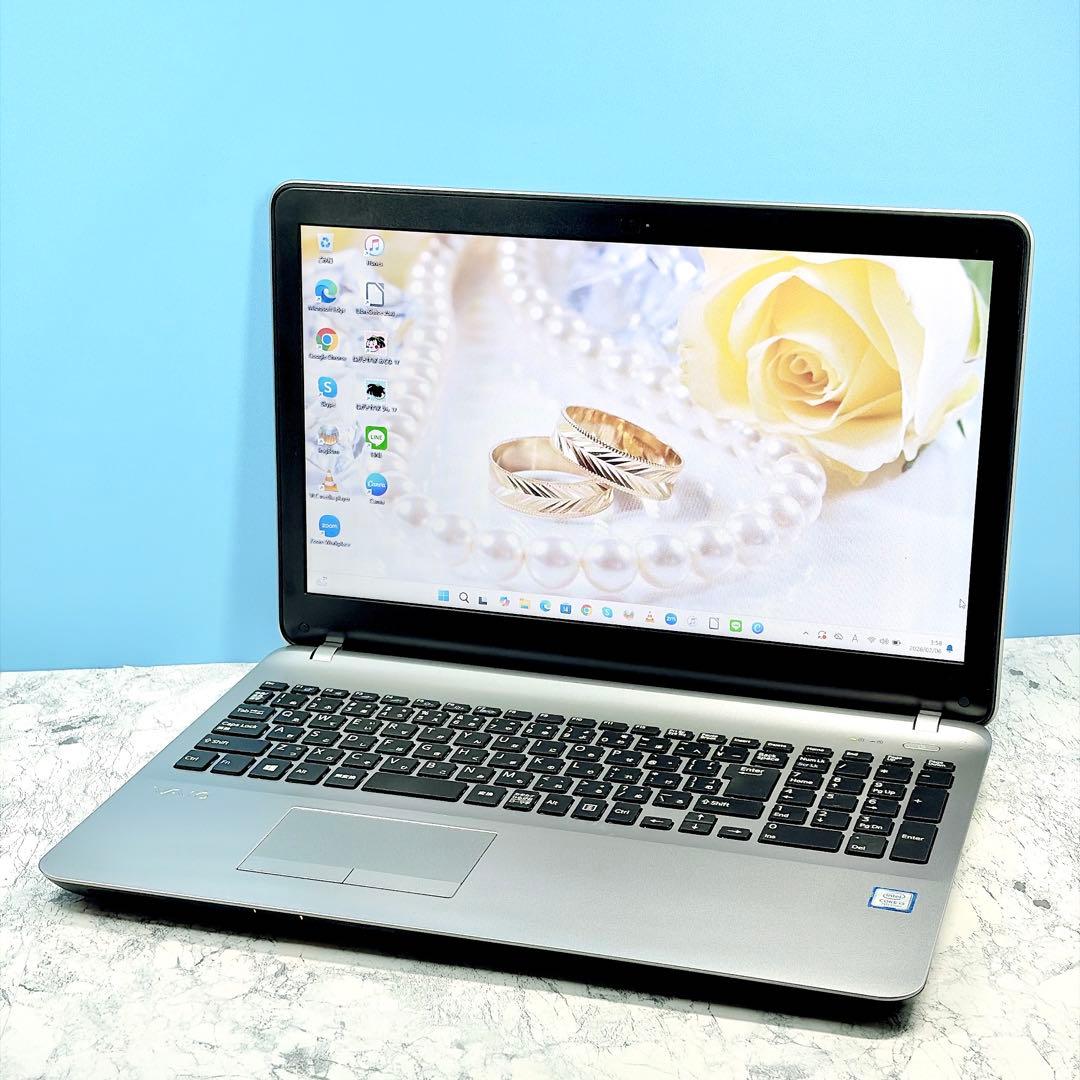 Windows11✨オフィス/カメラ✨第７世代✨フルHD✨バイオ✨ノートパソコン