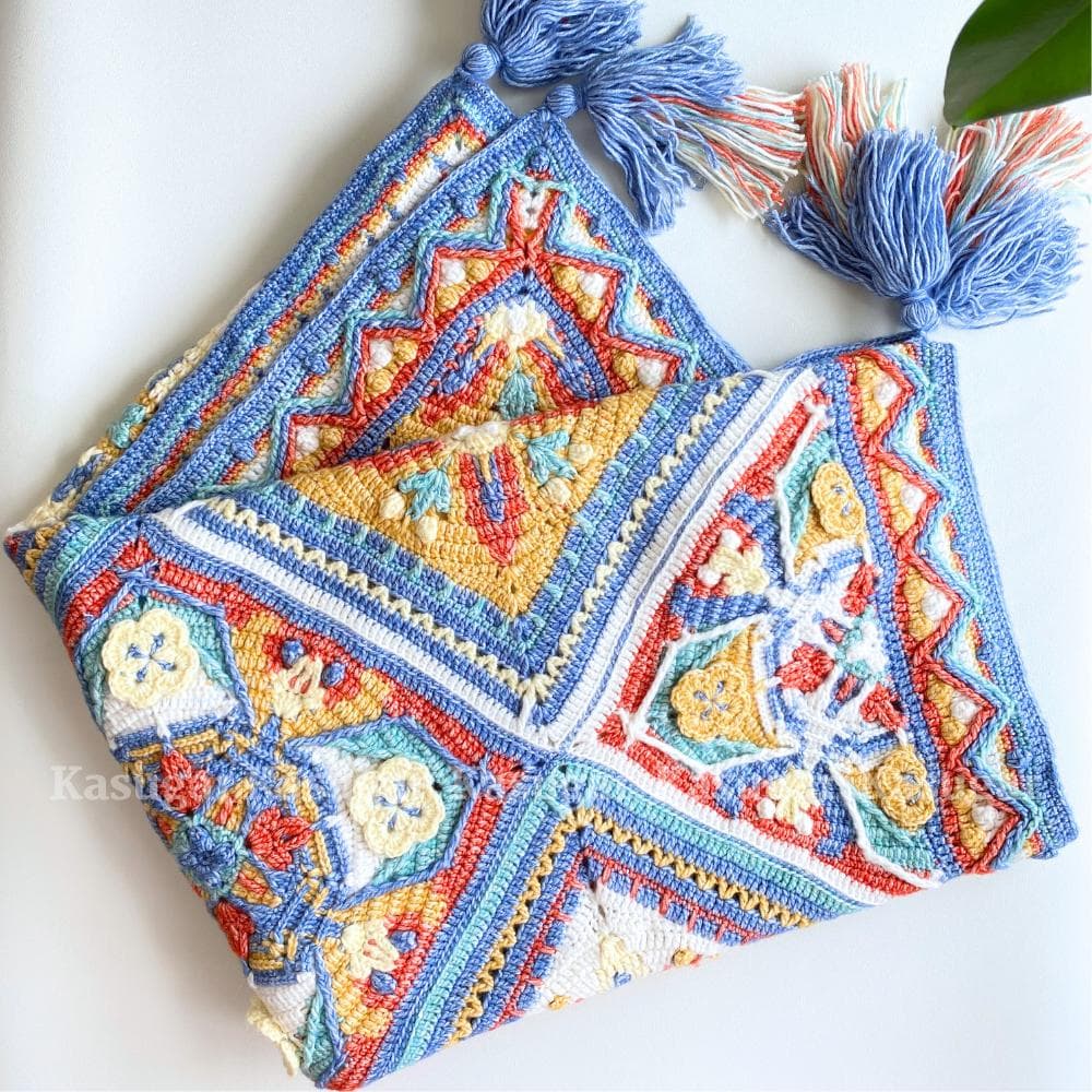 Azerbaijanモチーフ かぎ針 編み マルチカバー ひざかけ こたつカバー