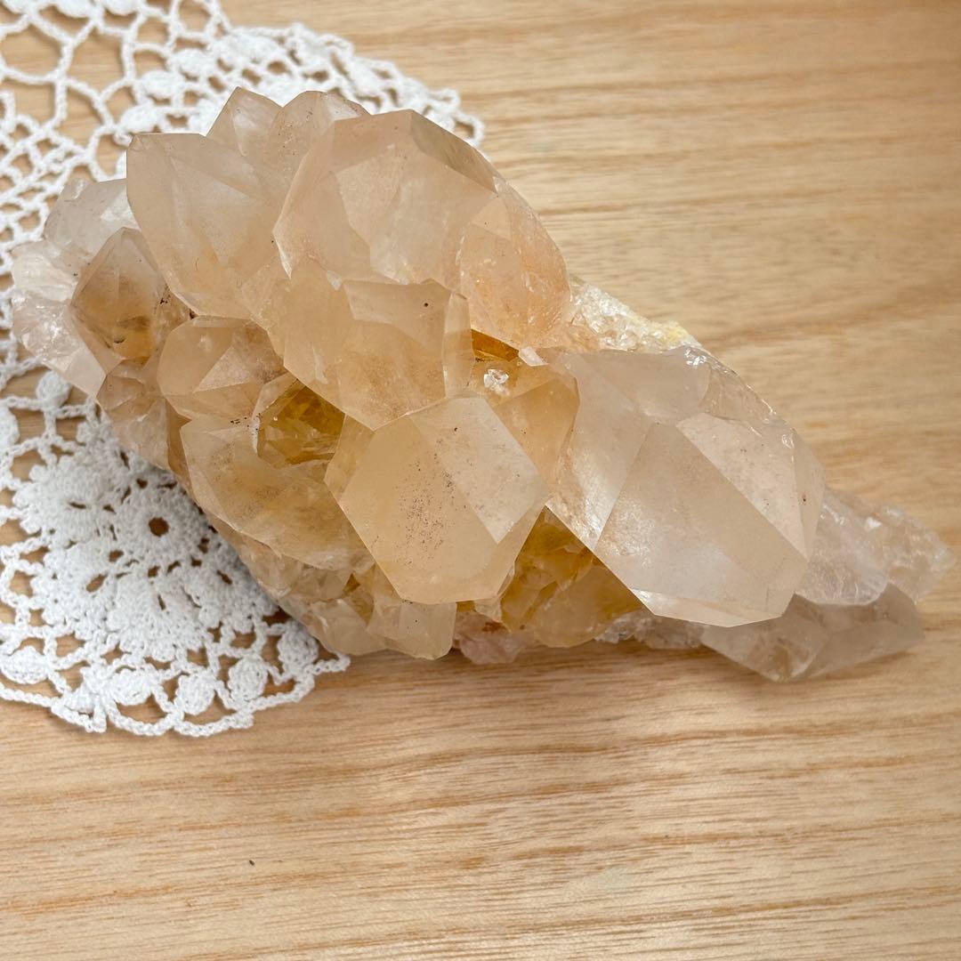 天然石　ポイント大きめ　ヒマラヤ水晶　ピンクなのにオレンジ？