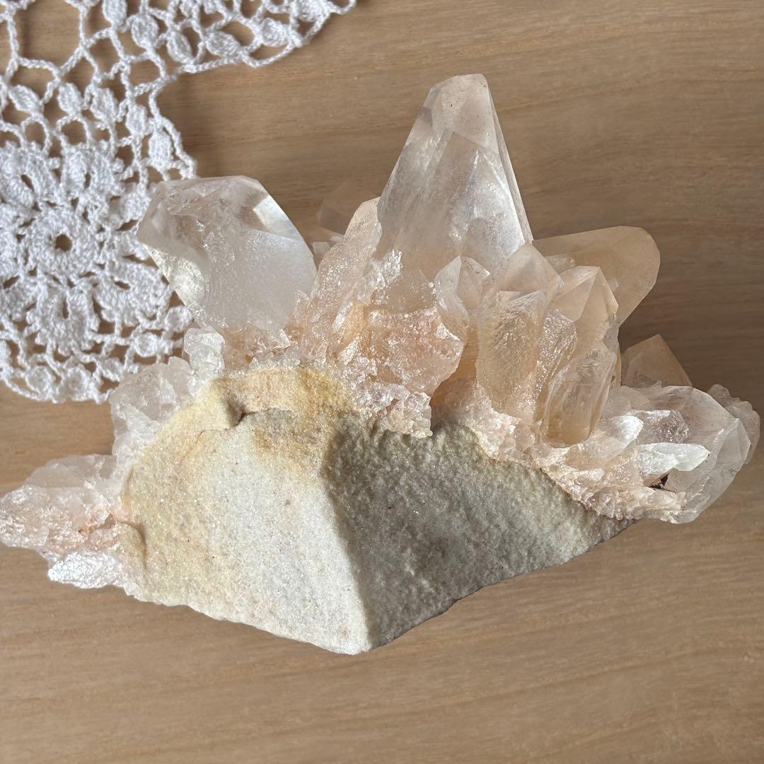 天然石　ポイント大きめ　ヒマラヤ水晶　ピンクなのにオレンジ？