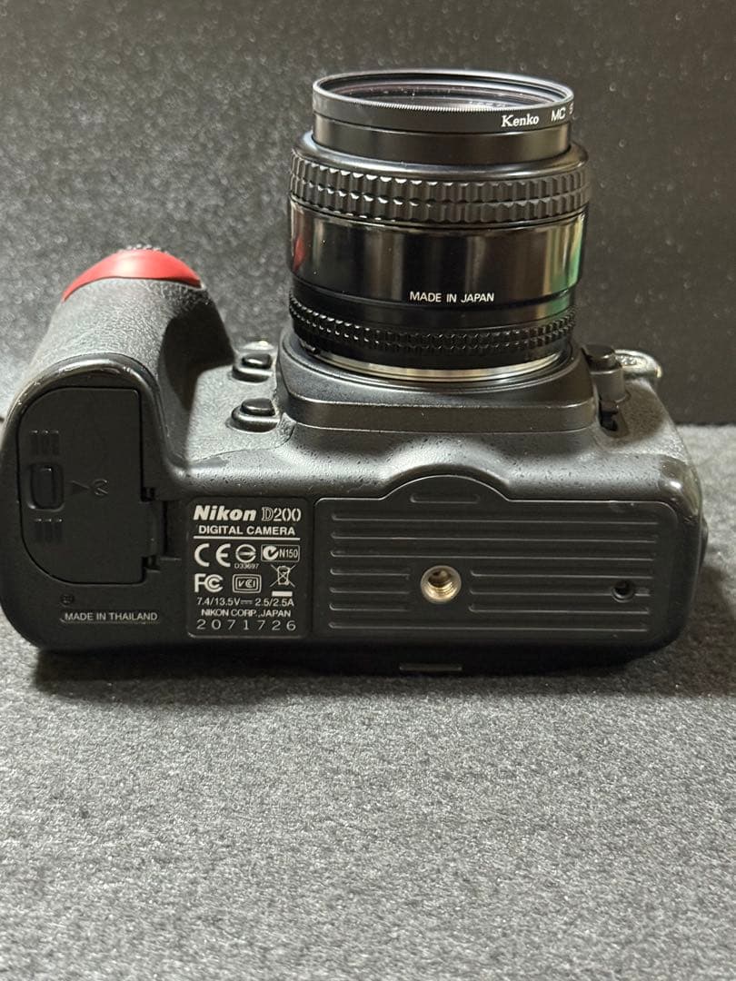 Nikon D200レンズ2個付き