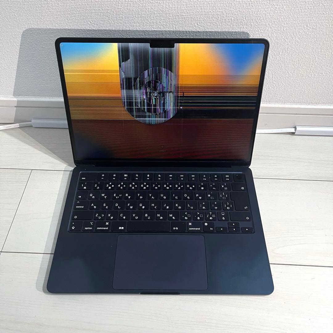 【ジャンク品・画面割れ】Apple MacBook Air 2022 M2
