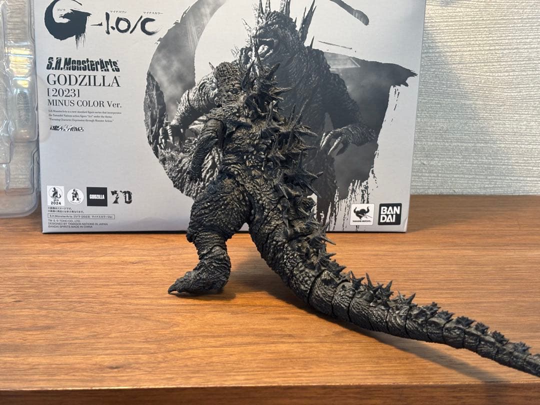【美品】　S.H.MonsterArts ゴジラ2023マイナスカラーVer.