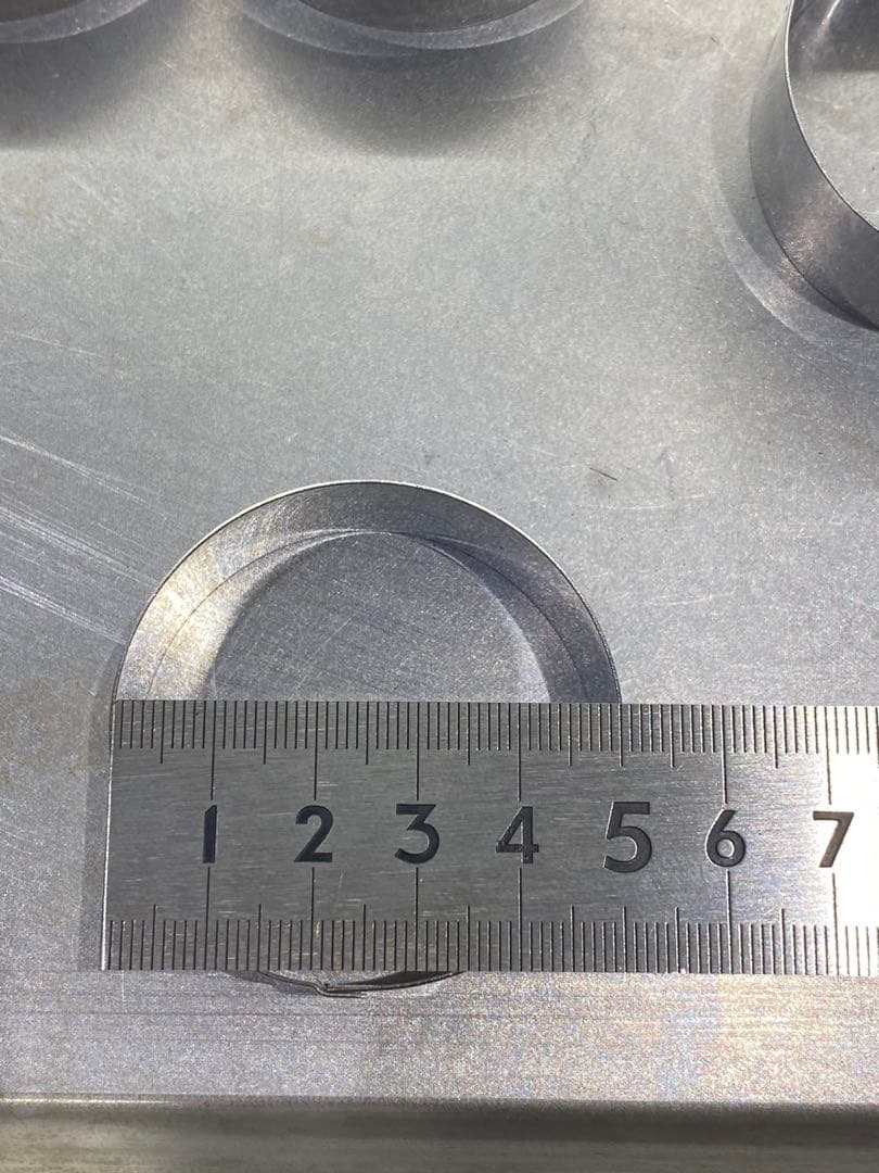 【美品・送料込み】セルクル ステンレス製　31個セット 直径5cm