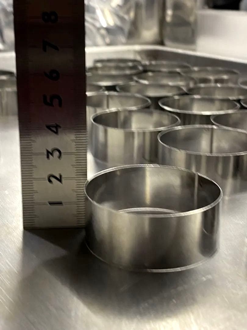 【美品・送料込み】セルクル ステンレス製　31個セット 直径5cm