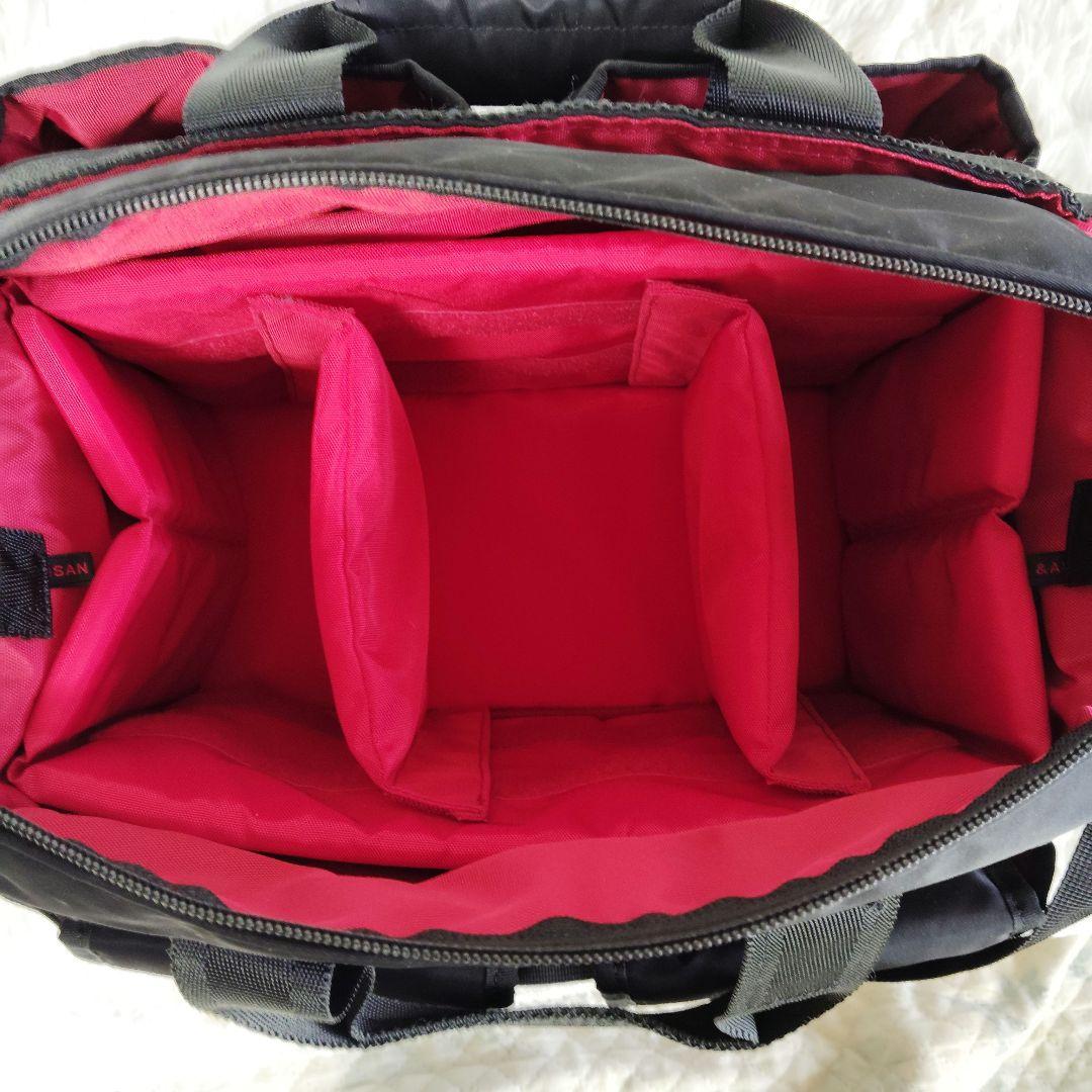 【人気】アルチザンアンドアーティスト　大容量2wayカメラバッグ　仕切り多数