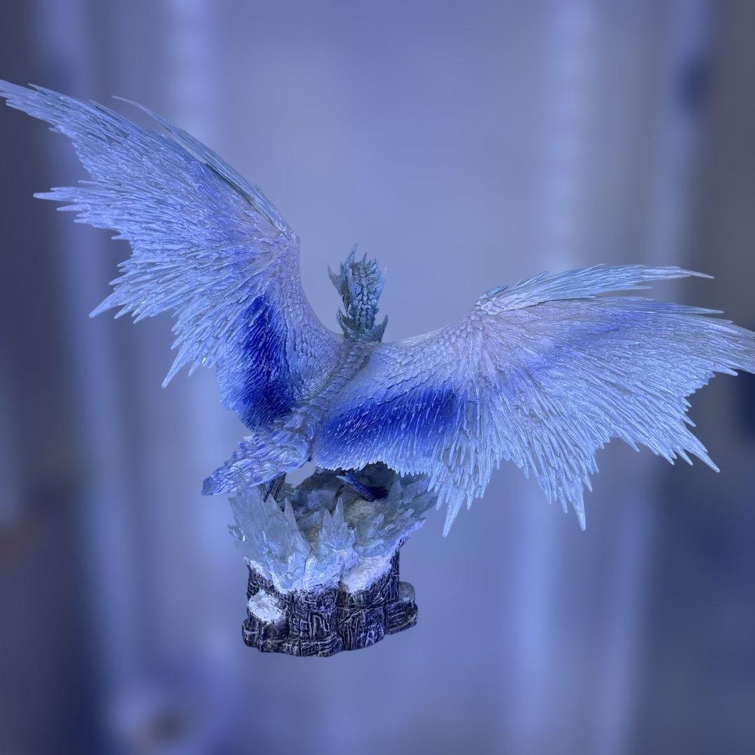 モンスターハンターワールド　アイスボーン　同梱フィギュア　イヴェルカーナ　PS4