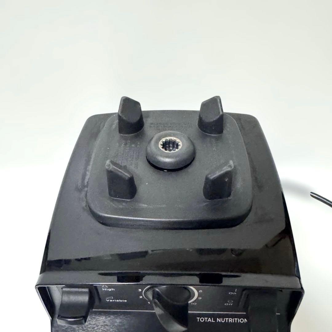 Vitamix バイタミックス ブレンダー ジューサー VM0111