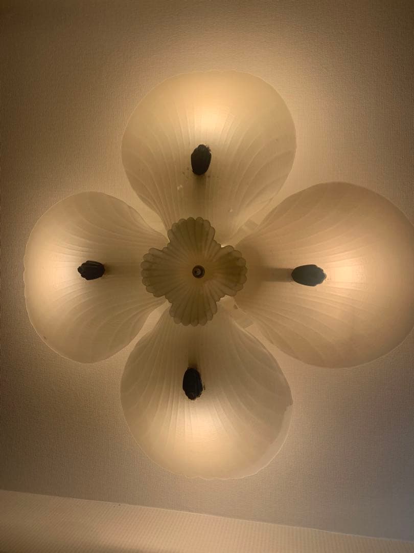 【中古品】アンティーク天井照明　シェルガラス