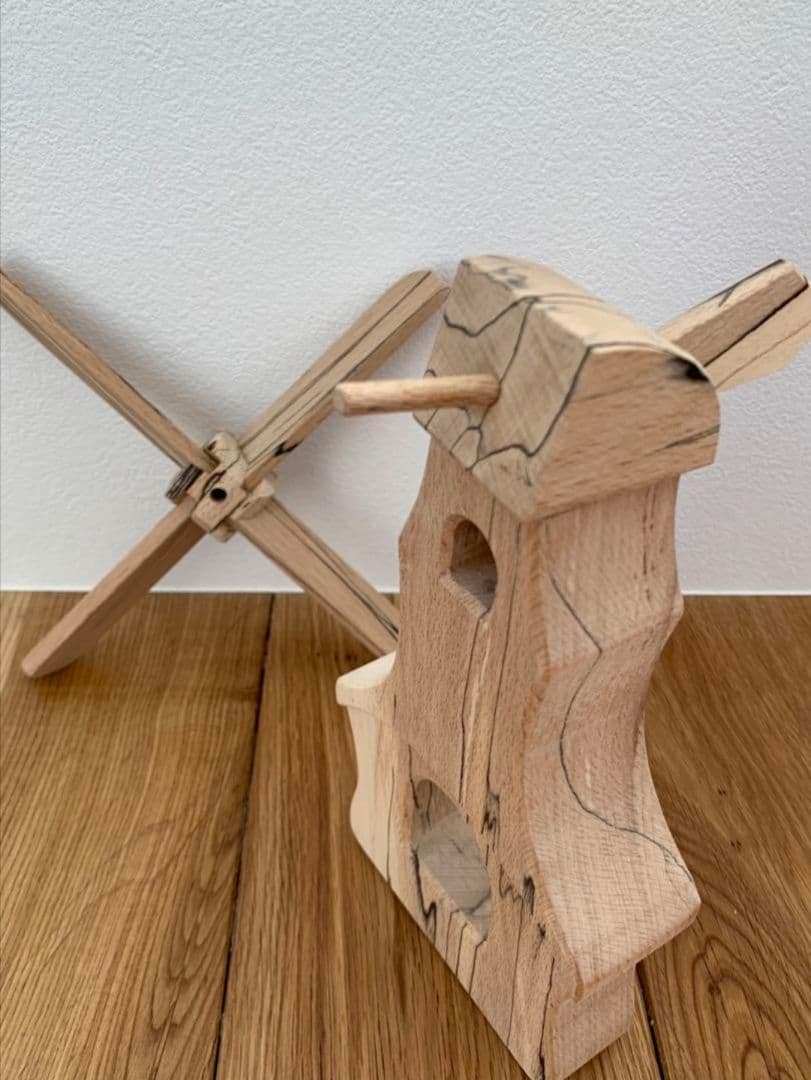 ドイツ　木のおもちゃ　無垢材　風車