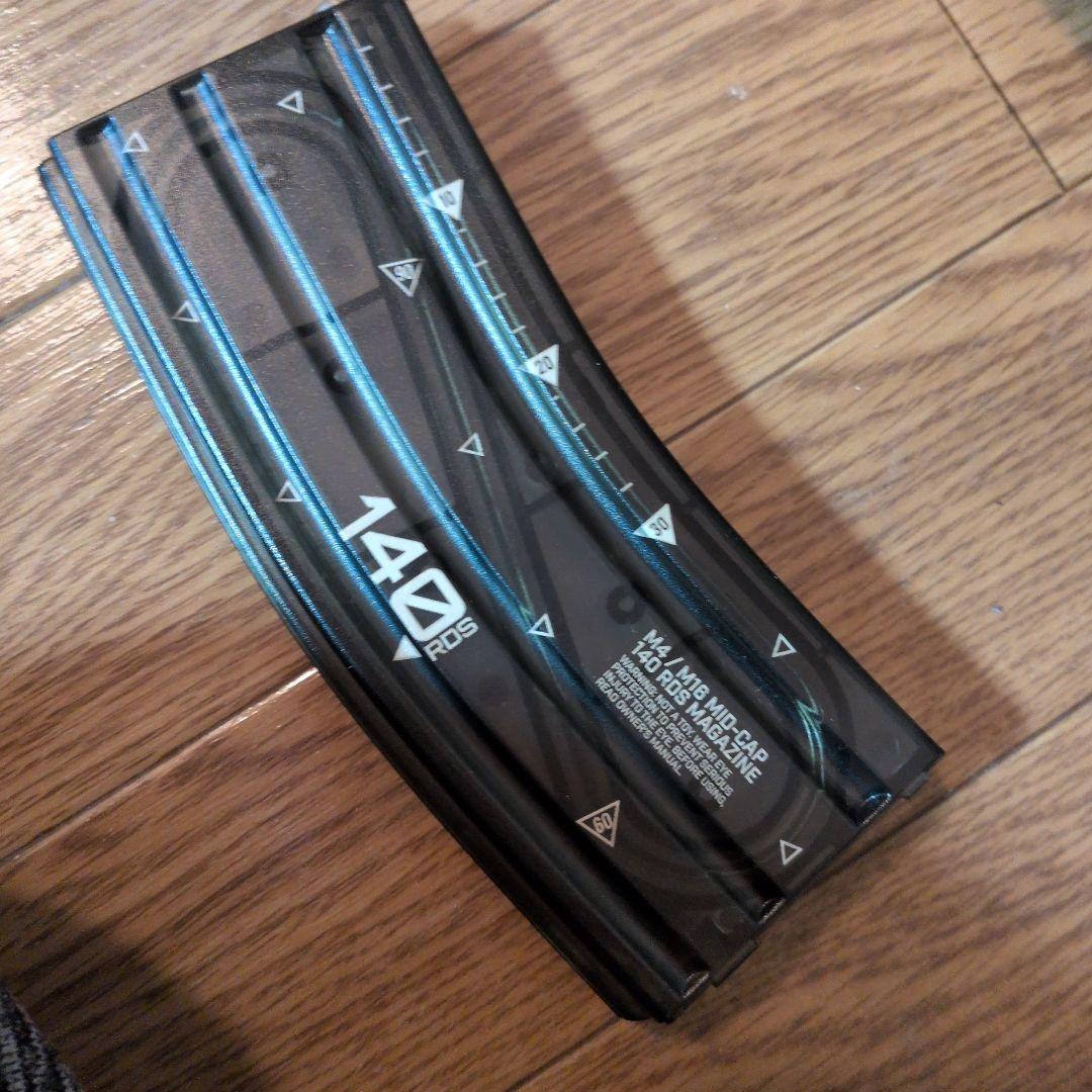 M4シリーズ 電動ガン ブラック サプレッサー付き