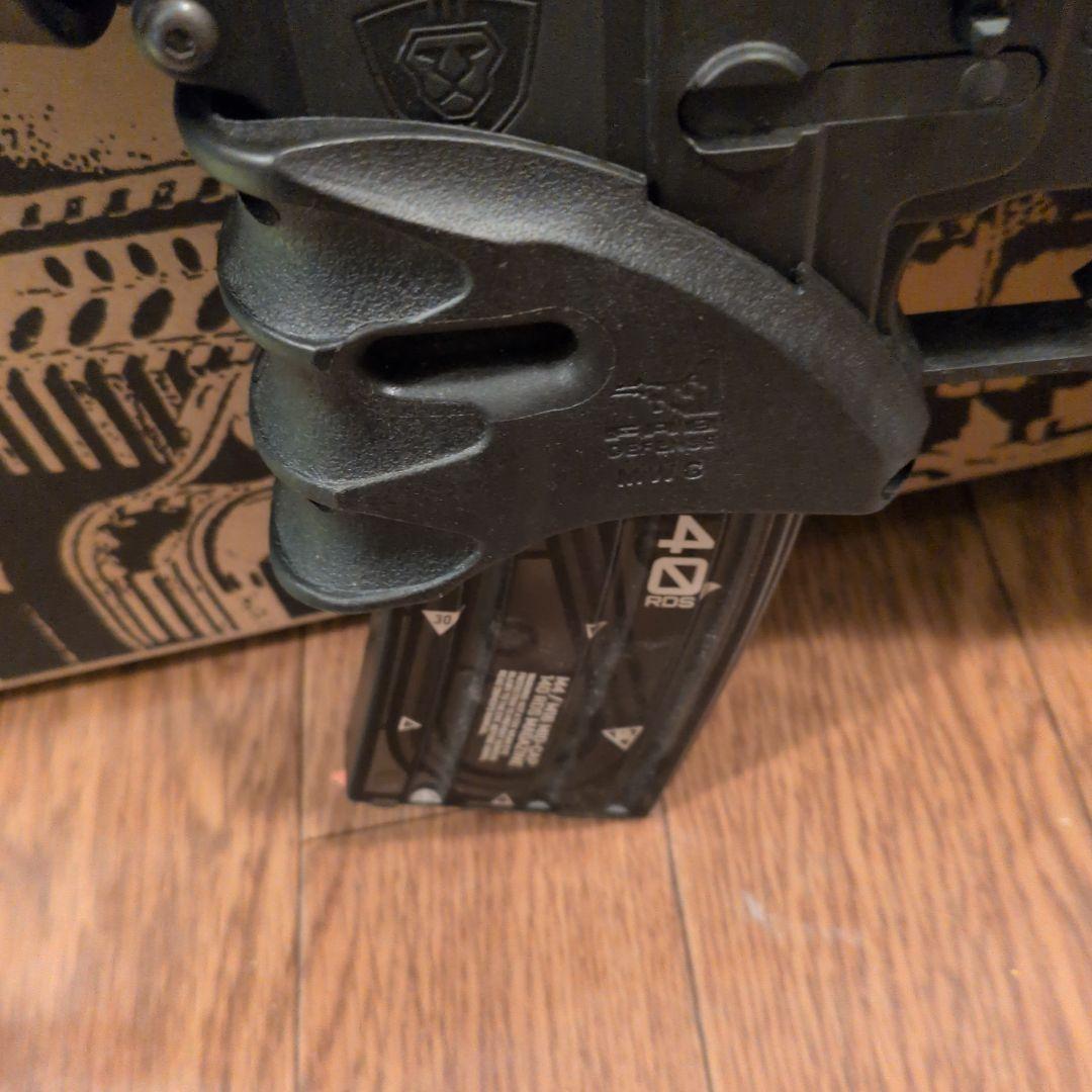 M4シリーズ 電動ガン ブラック サプレッサー付き