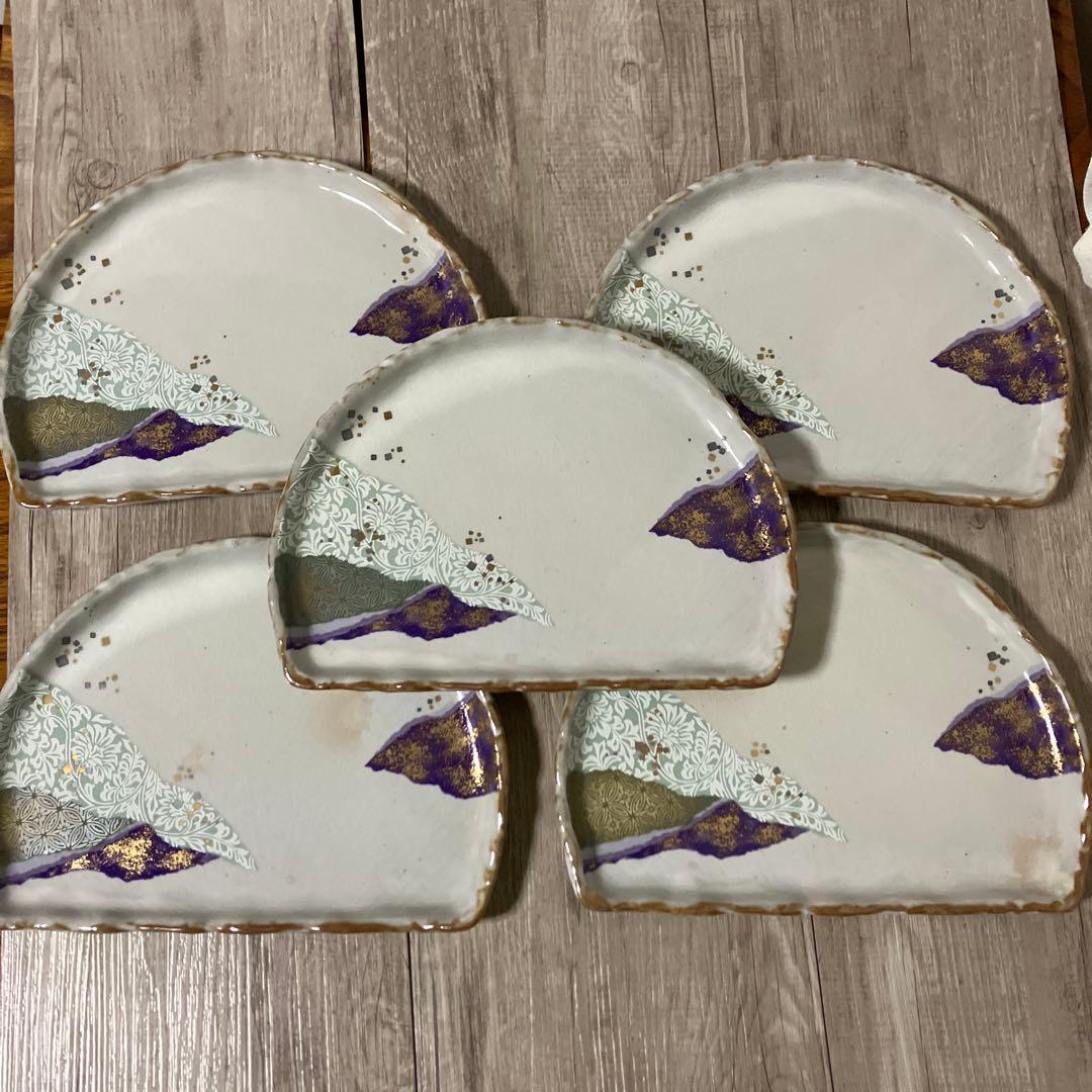 E-1 【極美品】高級 和食器 半月皿 5枚セット 金銀彩 和紙風お正月 銘々皿