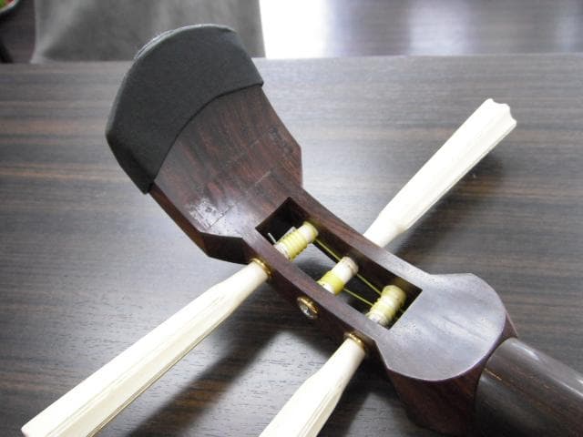 K81 三味線和 楽器 弦楽器 ケース付き