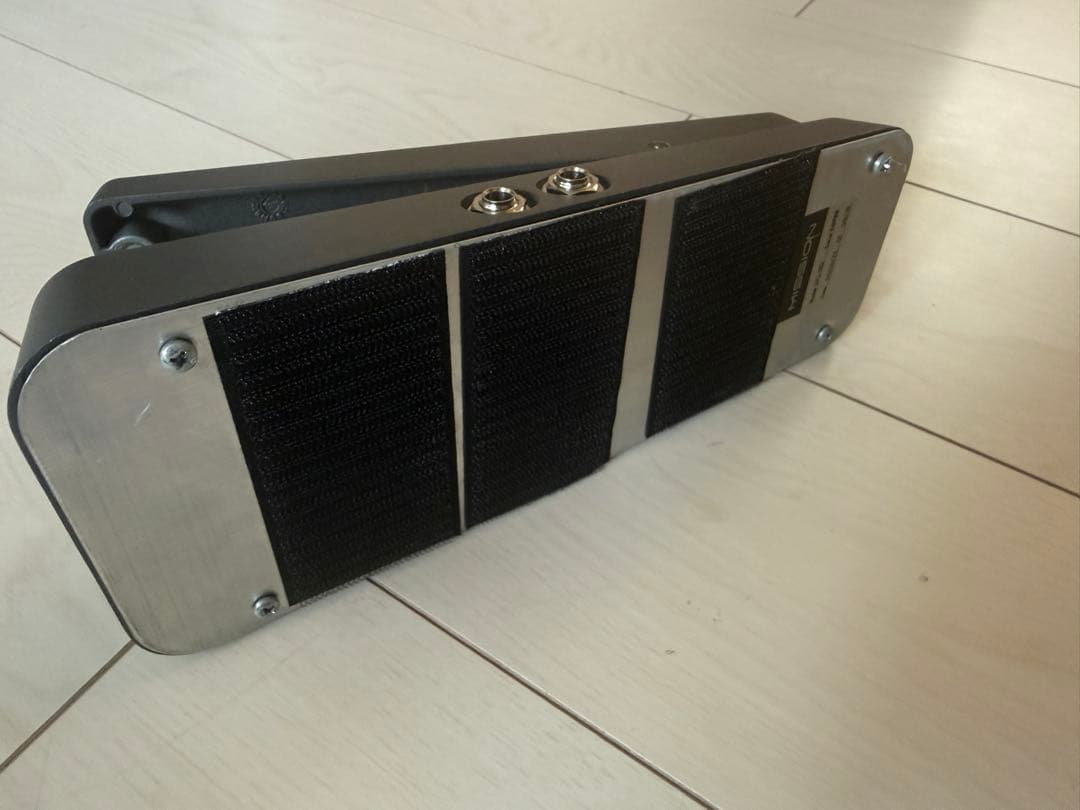 ギター Mission Engineering SP1-ND Quad Cortex