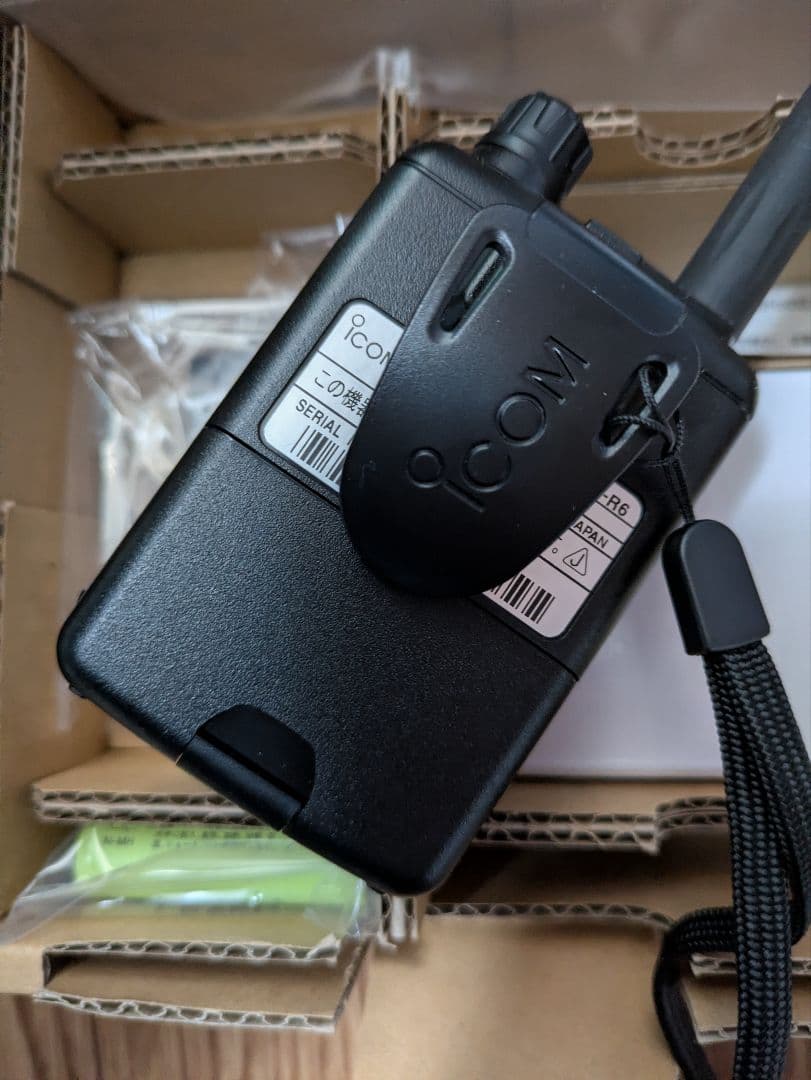 ICOM IC-R6 RED 広帯域受信機 受信改造済 ワイドバンドレシーバ