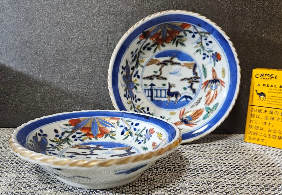 上作品❗】江戸末期　古伊万里　染錦　見込に鹿　花に鳳凰　15.3cm膾皿深皿2客