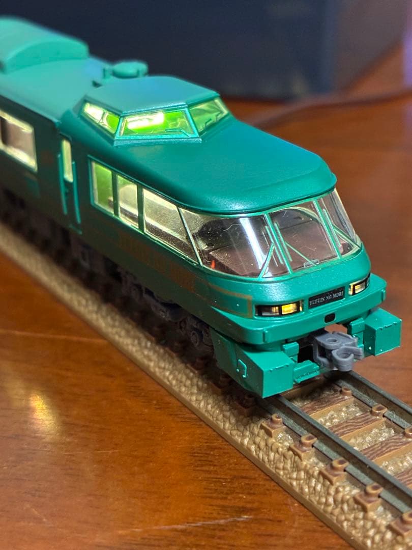 キハ183系　ゆふいんの森4両　マイクロエース ライト室内灯点灯動力動作確認済